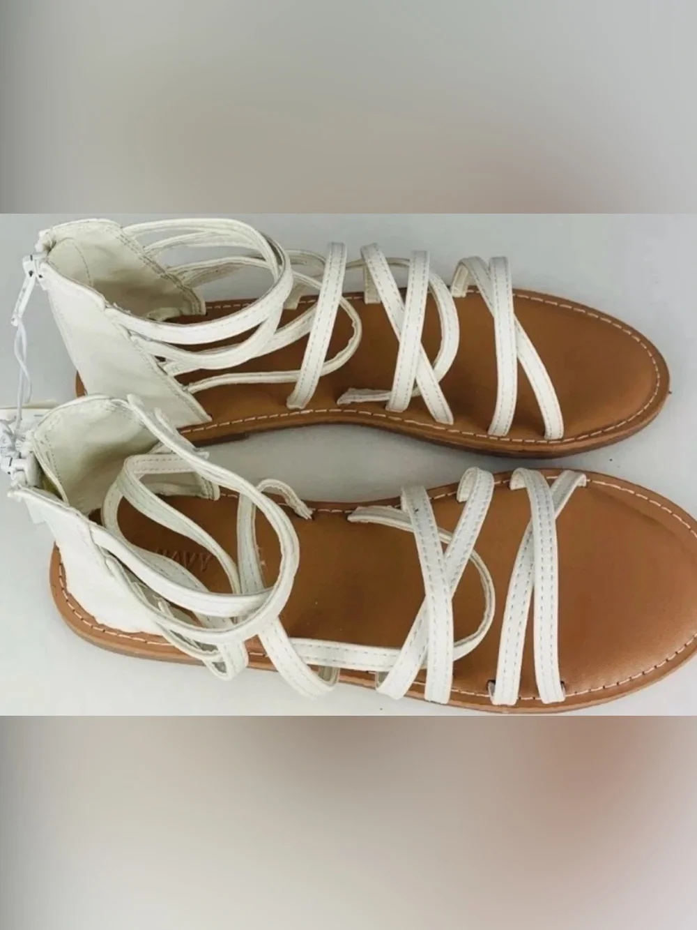 (size 4) Old Navy Girls Gladiator Sandals